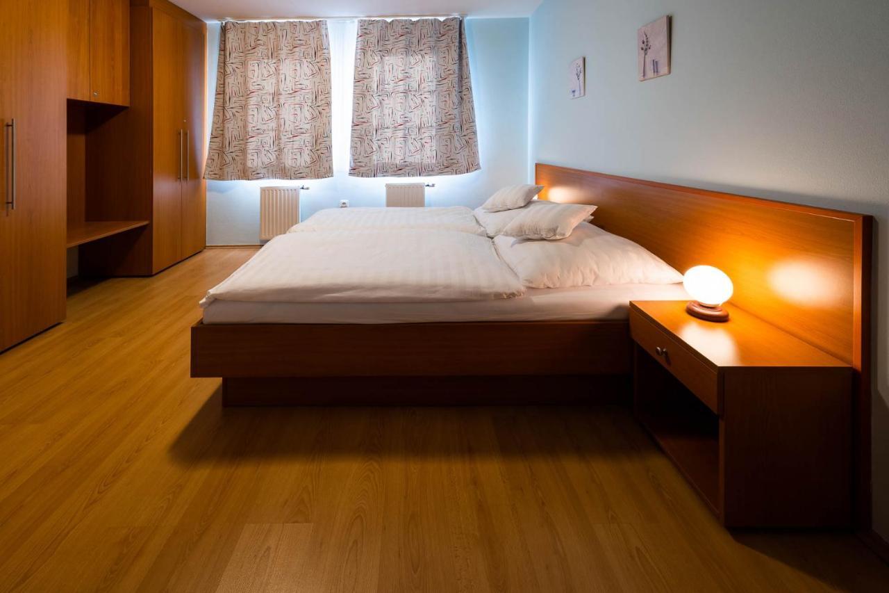 Apartman Eliska Třeboň Buitenkant foto